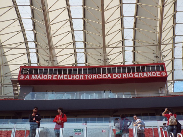 多国际足球 多国际足球